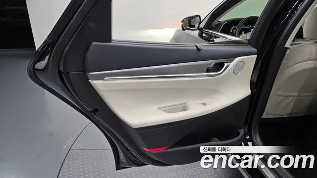 Hyundai Grandeur Новый Grandeur IG — Фото автомобиля 24