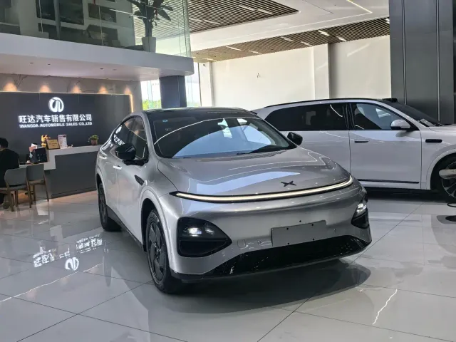 Xpeng G6 — Фото автомобиля 3