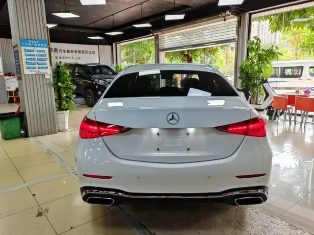 Mercedes-Benz C-Class — Фото автомобиля 8