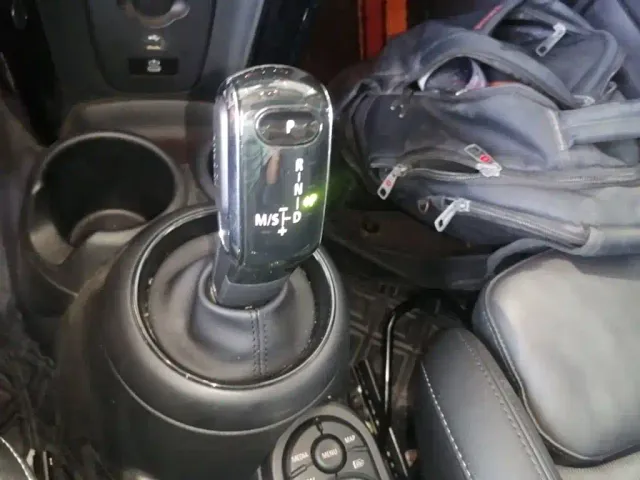MINI Hatch — Фото автомобиля 13
