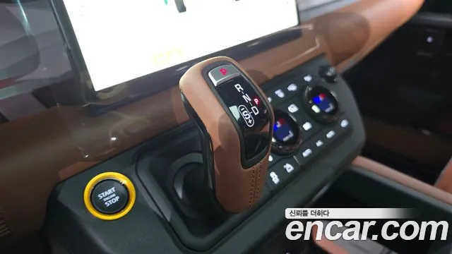 Land Rover Defender L663 — Фото автомобиля 9
