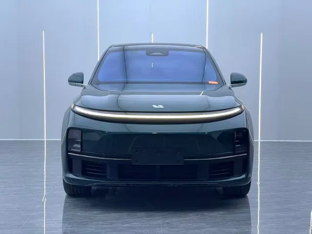 Li Auto L7 — Фото автомобиля 2