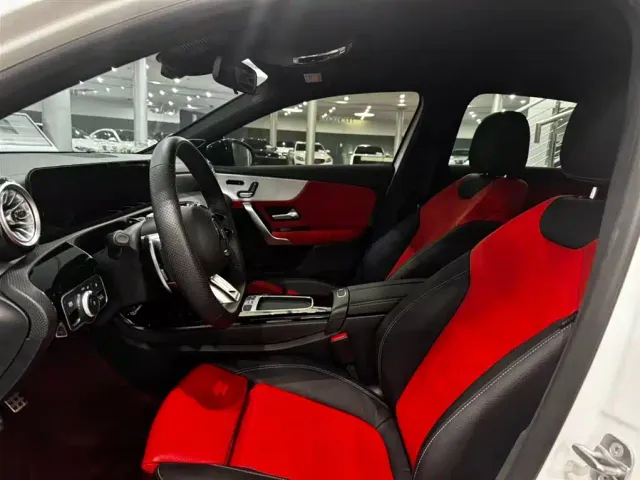 Mercedes-Benz A-Class AMG — Фото автомобиля 12