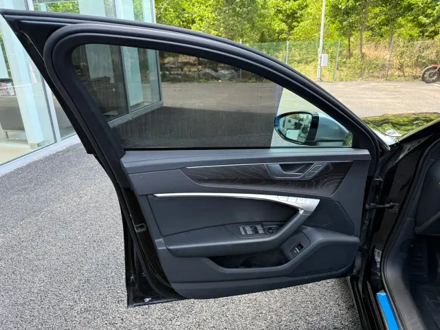 Audi A6L — Фото автомобиля 12