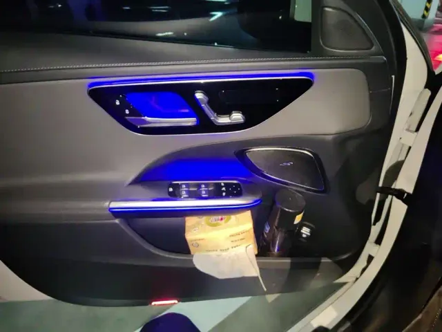 Mercedes-Benz C-Class — Фото автомобиля 7
