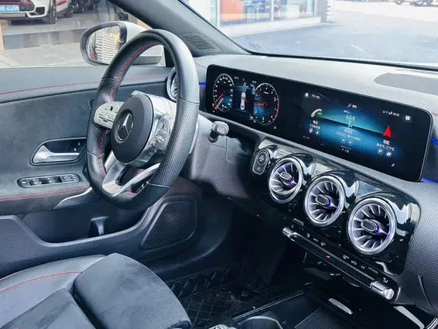 Mercedes-Benz CLA-Class — Фото автомобиля 6
