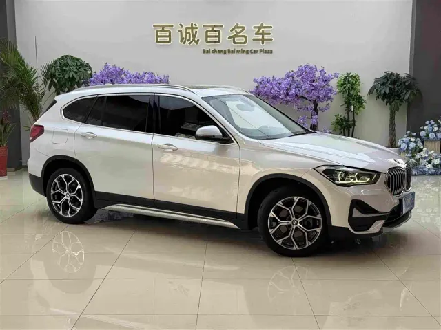 BMW X1 — Фото автомобиля 3