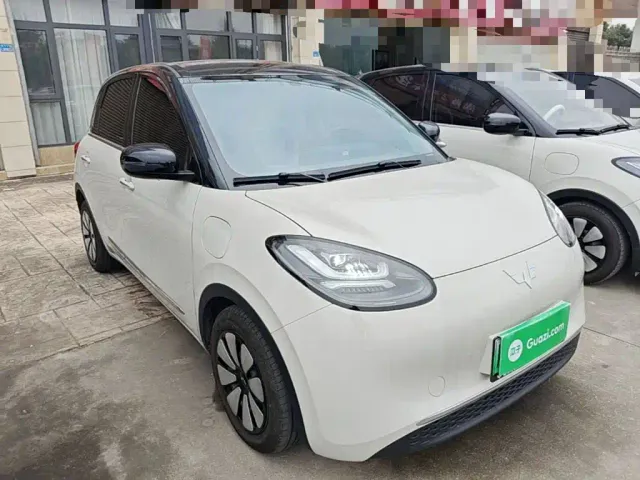 Wuling Bingo — Фото автомобиля 3