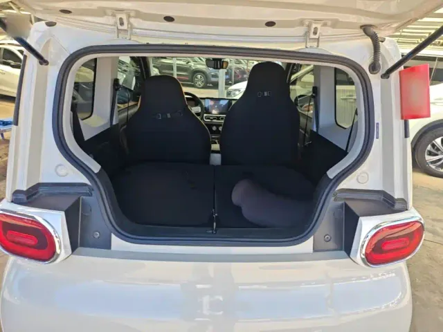 Wuling Hongguang Mini EV — Фото автомобиля 18