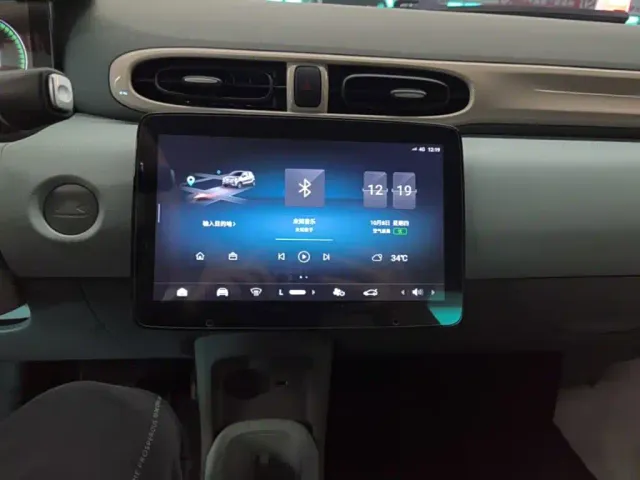 Leapmotor T03 — Фото автомобиля 12