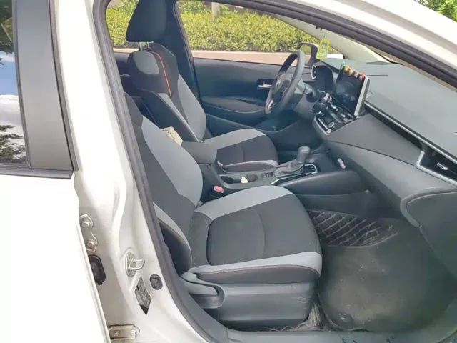 Toyota Corolla — Фото автомобиля 24