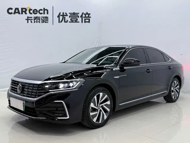 Фотография автомобиля — Volkswagen Passat