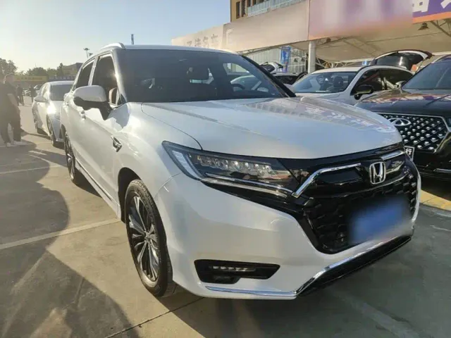 Honda UR-V — Фото автомобиля 3