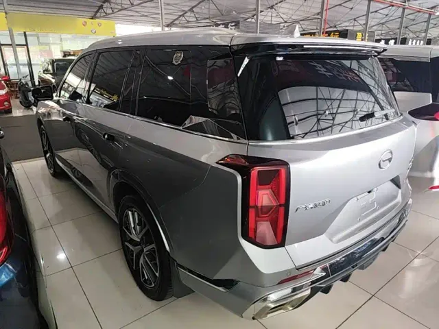 GAC Trumpchi GS8 — Фото автомобиля 4