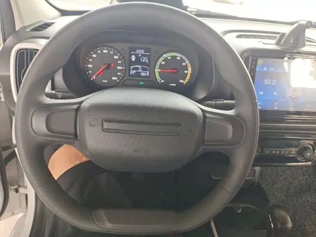 Roewe Clever — Фото автомобиля 10