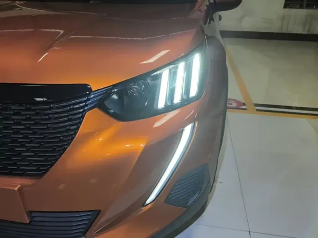 Peugeot 2008 — Фото автомобиля 23