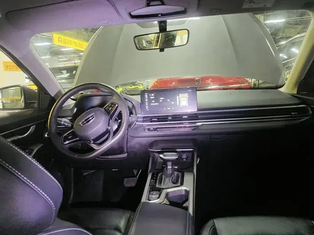 Geely Emgrand 2022 4th Generation 1.5L CVT Premium — Фото автомобиля 12