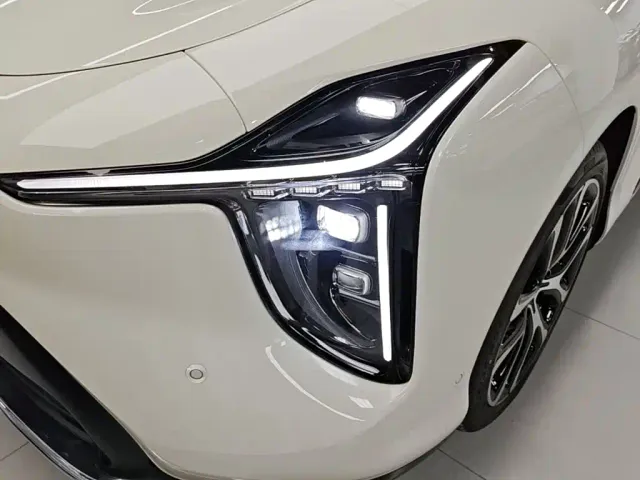 IM Motors LS6 — Фото автомобиля 23