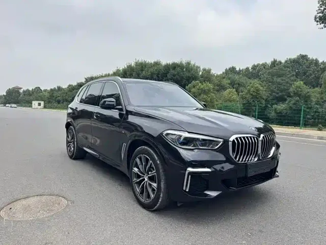 BMW X5 — Фото автомобиля 3
