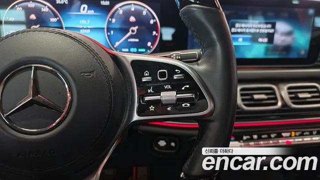 Mercedes-Benz GLS-Class — Фото автомобиля 16
