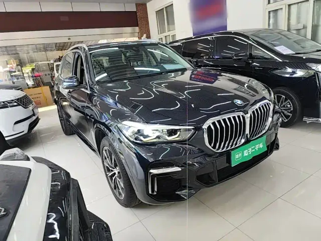 BMW X5 — Фото автомобиля 3