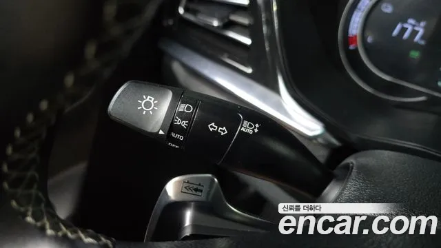 Kia Niro Niro Plus Air — Фото автомобиля 27