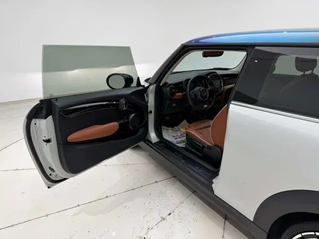 MINI Hatch — Фото автомобиля 25