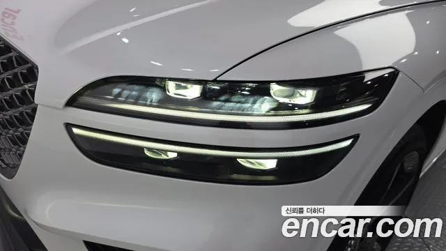 Genesis GV70 — Фото автомобиля 7