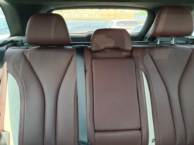 Geely Xingyue L — Фото автомобиля 12