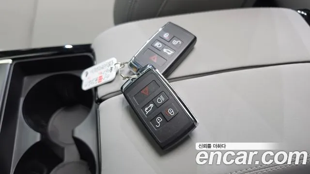 Land Rover Range Rover Velar — Фото автомобиля 16