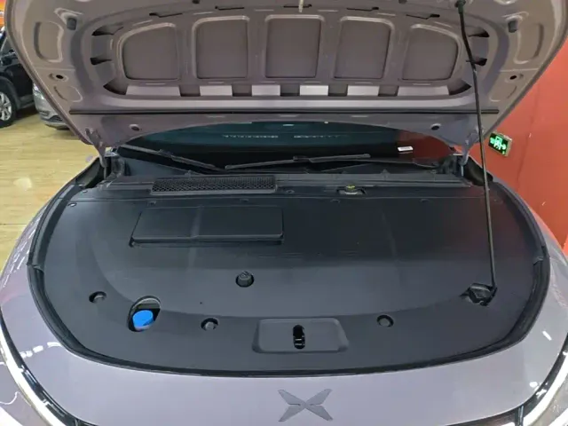 Xpeng P7+ — Фото автомобиля 19