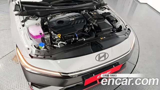 Hyundai AVANTE — Фото автомобиля 5