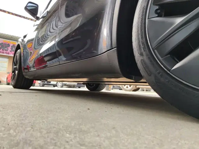 Tesla Model Y — Фото автомобиля 21