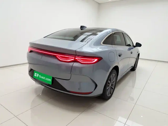 BYD Qin L — Фото автомобиля 4