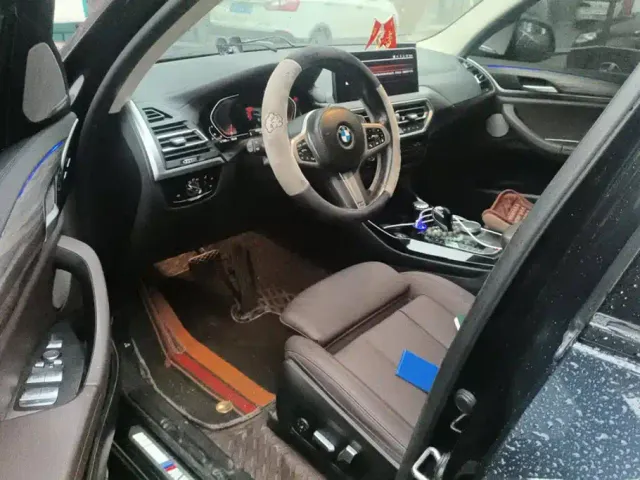 BMW X3 — Фото автомобиля 9