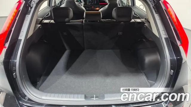 Kia Niro The All New — Фото автомобиля 16