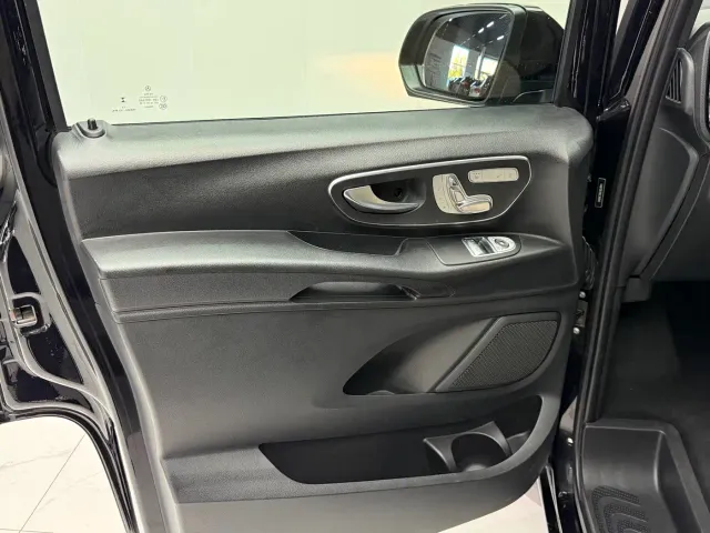 Mercedes-Benz Vito — Фото автомобиля 8