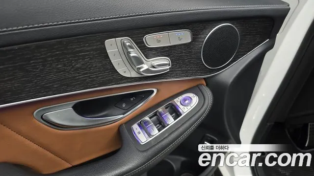 Mercedes-Benz GLC-Class X253 — Фото автомобиля 30