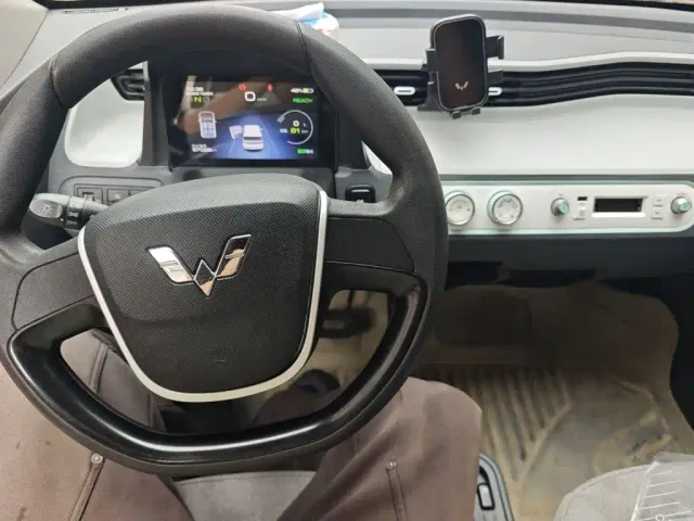 Wuling Hongguang Mini EV — Фото автомобиля 16