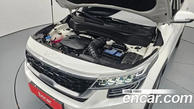 Kia Seltos Seltos Бензин 1.6 Turbo 4WD — Фото автомобиля 6