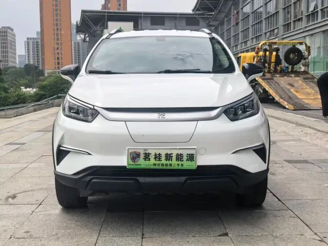 BYD Yuan Pro — Фото автомобиля 3