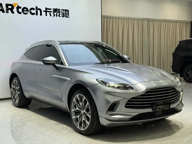 Aston Martin DBX — Фото автомобиля 3