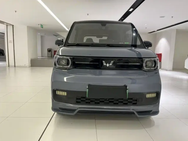 Wuling Hongguang Mini EV — Фото автомобиля 21