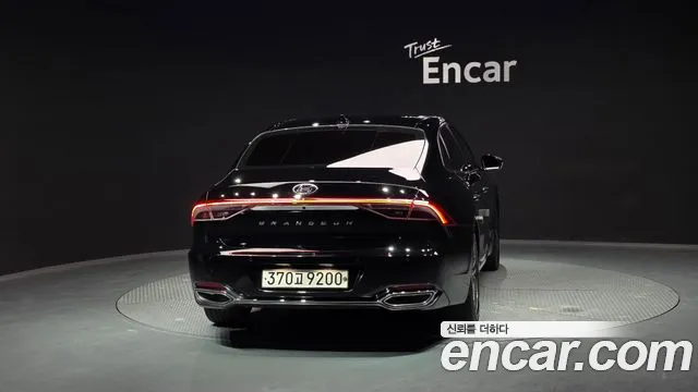 Hyundai Grandeur Новый Grandeur IG 3.0 LPi (Для проката) — Фото автомобиля 4
