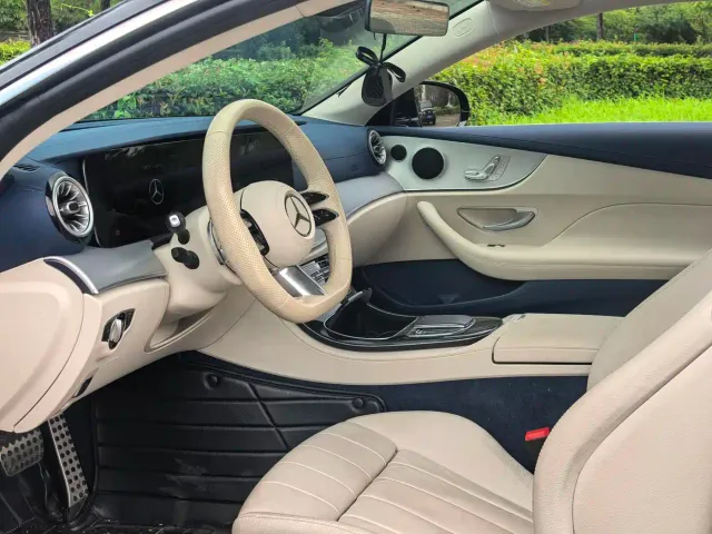 Mercedes-Benz E-Class — Фото автомобиля 7