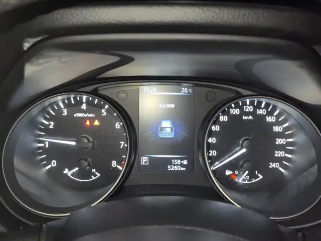 Nissan X-Trail — Фото автомобиля 14