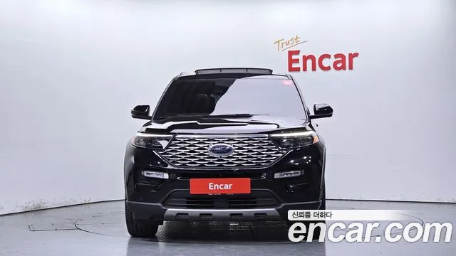 Ford Explorer Generation 6 — Фото автомобиля 3