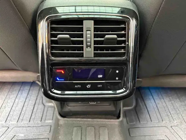 Volkswagen Passat — Фото автомобиля 8