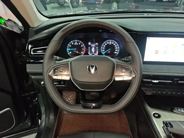 Changan X7 Plus — Фото автомобиля 10