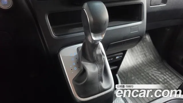 Hyundai Staria — Фото автомобиля 12
